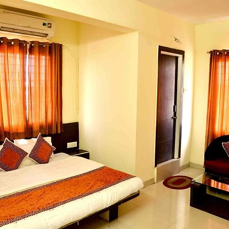 Hotel Vijay Nagar Indore Bagian luar foto