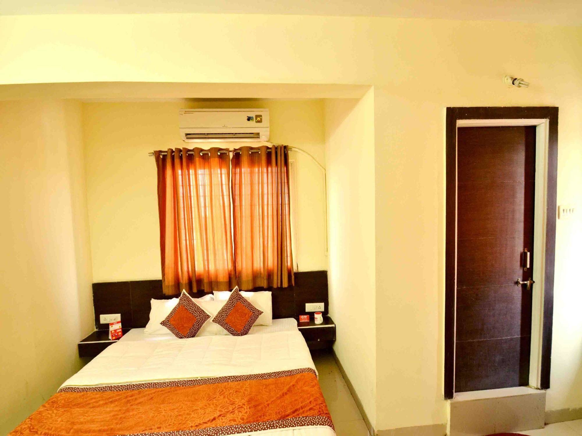 Hotel Vijay Nagar Indore Bagian luar foto