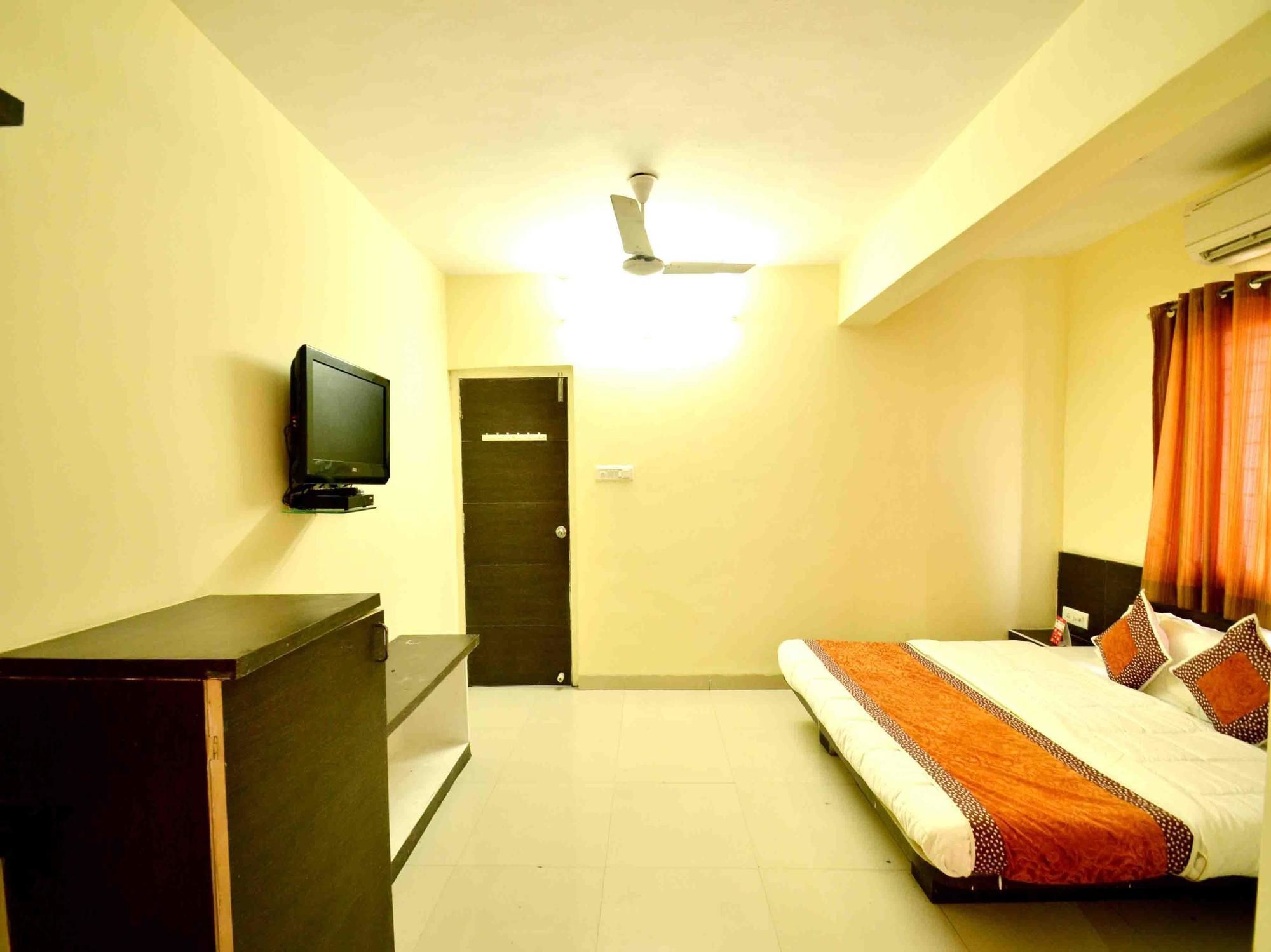 Hotel Vijay Nagar Indore Bagian luar foto