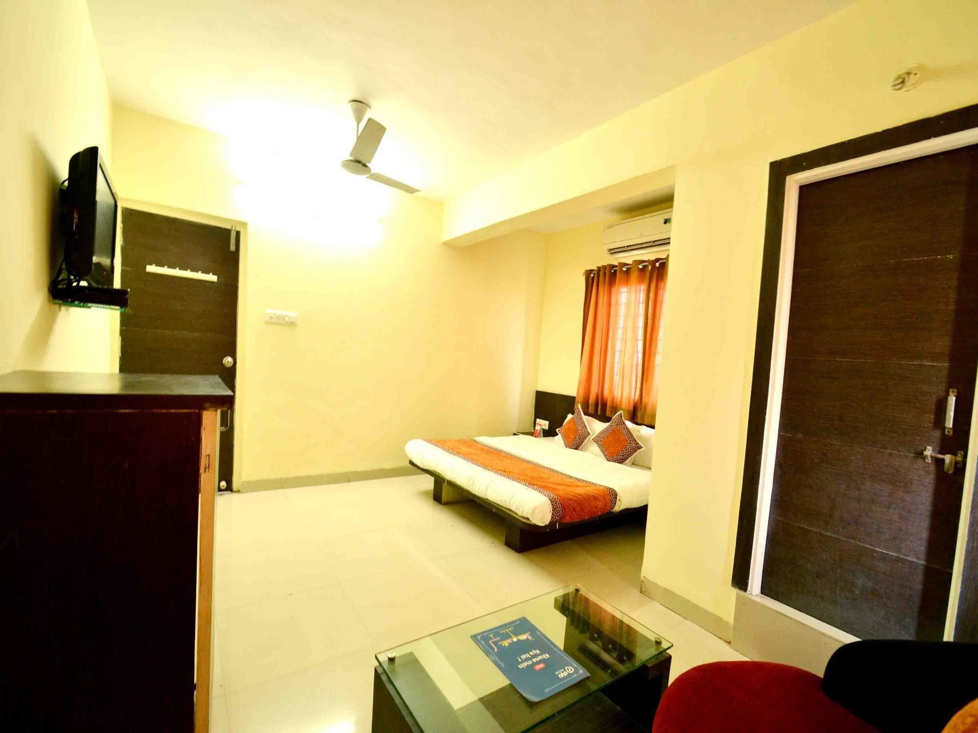 Hotel Vijay Nagar Indore Bagian luar foto